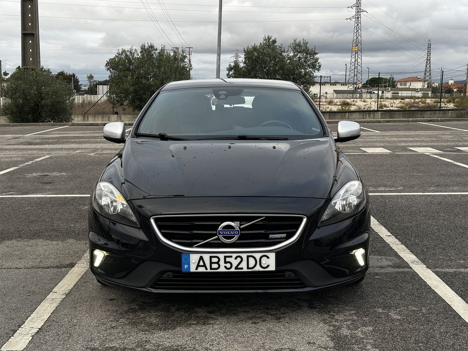 Volvo v40 D2 1.6 R-Design
