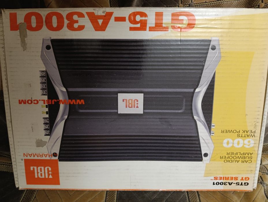 Продам підсилювач низькочастотного динаміка авторадіоли.