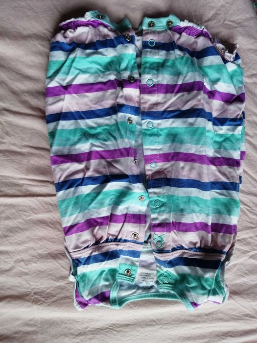 2 rampersy stan idealny, kombinezon, bluzka, majtki roz.86 dziewczynka