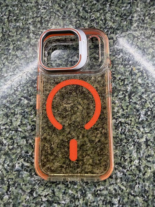 Чехол на iphone 17 pro