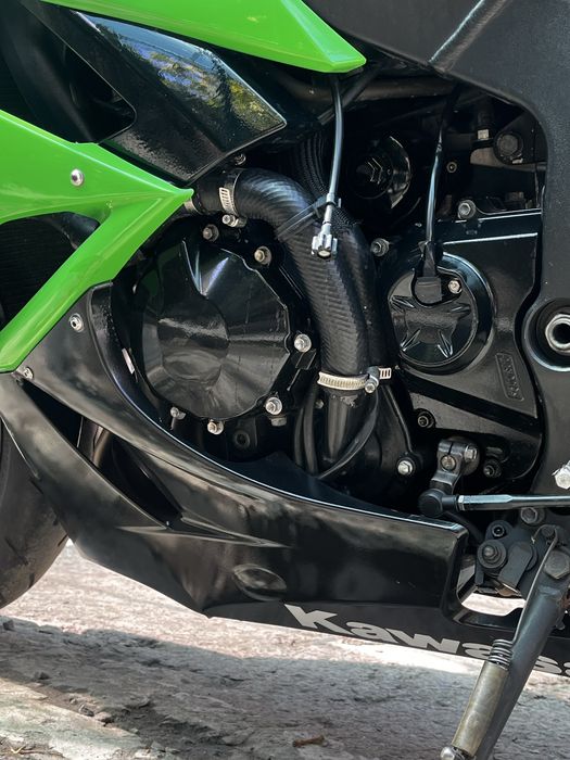Kawasaki ninja zx6r ( Не Xonda , Suzuki , Yamaha )