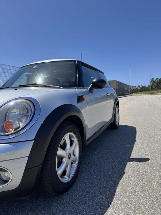 MINI Cooper One D 1.6 Diesel – Nacional – Único Proprietário
