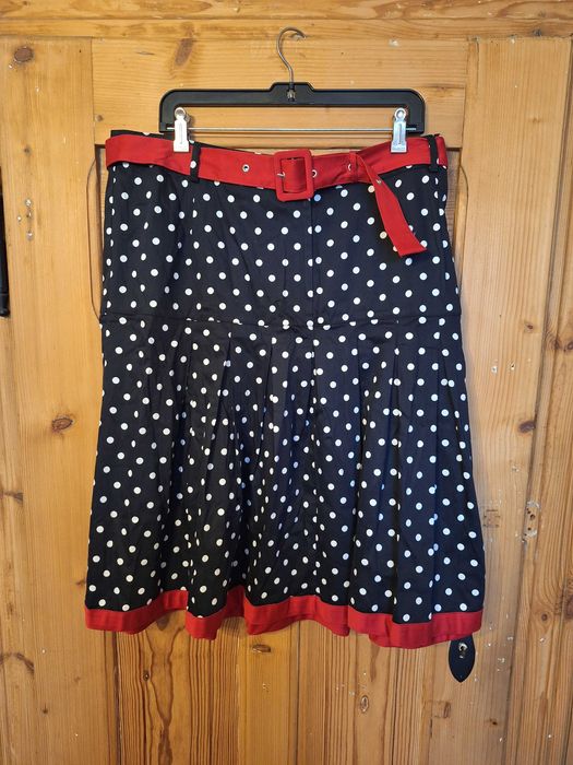 Spódnica w groszki roz 50