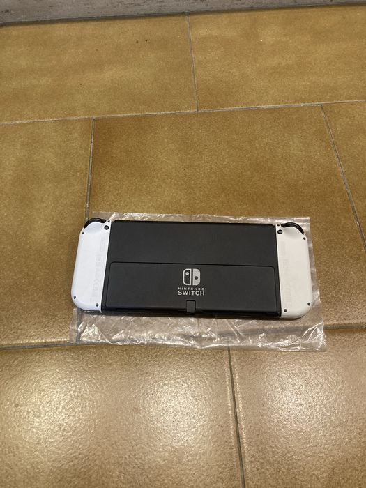 Nintendo Swith Oled