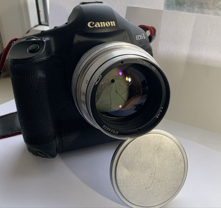 Гелиос-40 + M42-Canon с Одуванчиком Лушникова.