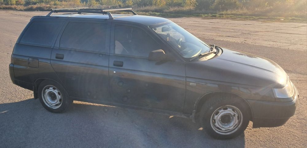 продам автомобіль  ВАЗ 2111