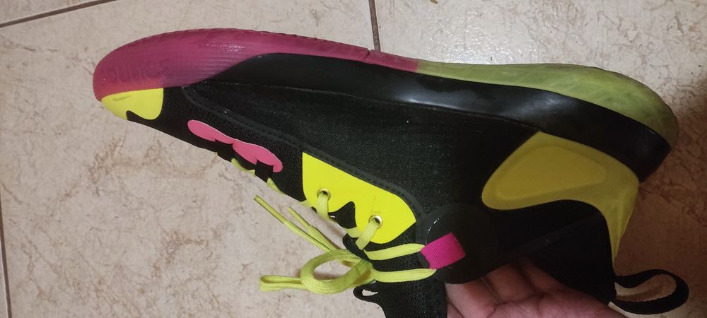Adidas harden step back 2 rozm. 43 1/3 używane