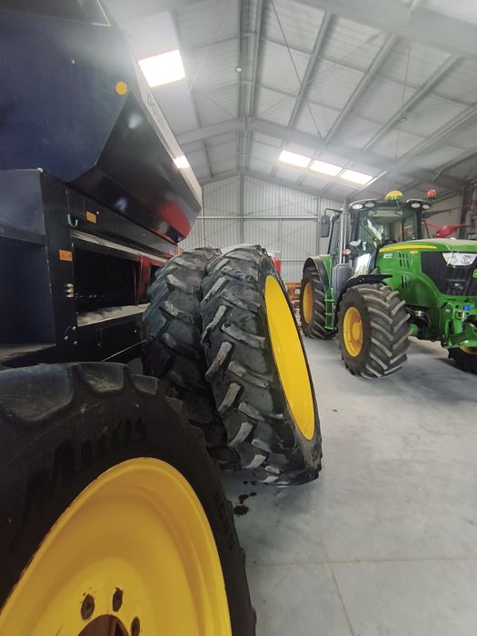 Wąąskie koła do miedzyrzedzi Koła 340/85R48 , 320/90r32  John Deere