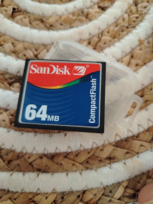 Vintage karta pamięci San disk 64mb