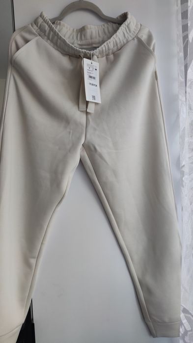 Dres maselko M  bezowy