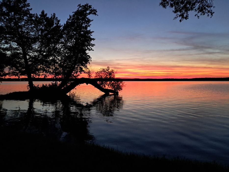 Domek nad jeziorem, jacuzzi ,rzeczka, Giżycko,Mazury, wolne terminy