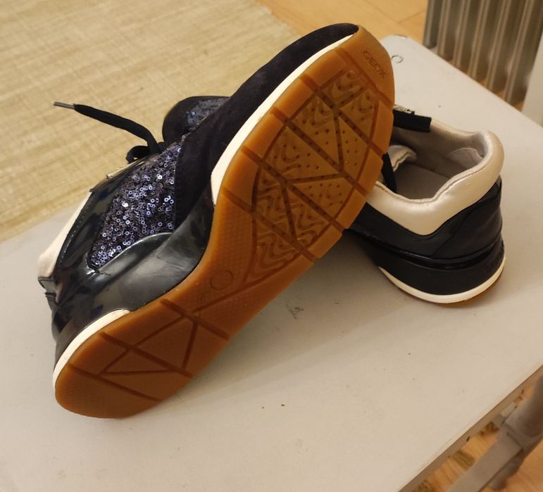 Sapatilhas Geox azul marinho