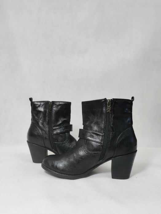 Botki damskie czarne niskie kowbojki XTI 40 26,2 cm BD0198