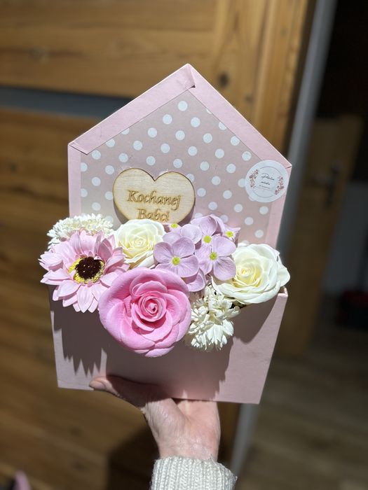 Koperta z kwiatami mydlanymi dla babci