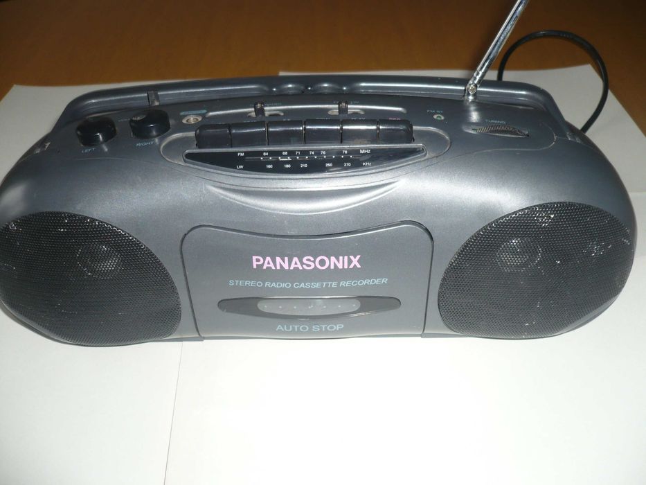 Radiomagnetofon Panasonix z czasów PRL