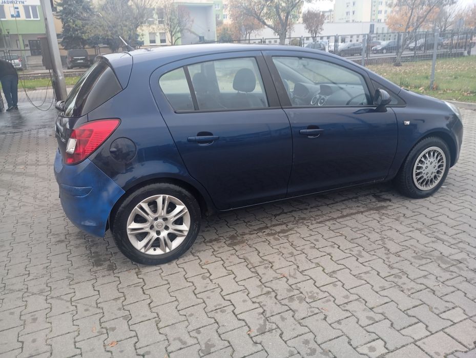 Opel Corsa 1.7d 2010r