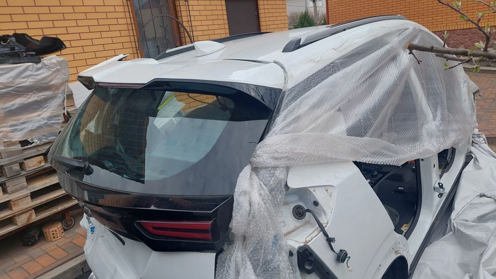 Chevrolet bolt euv 23