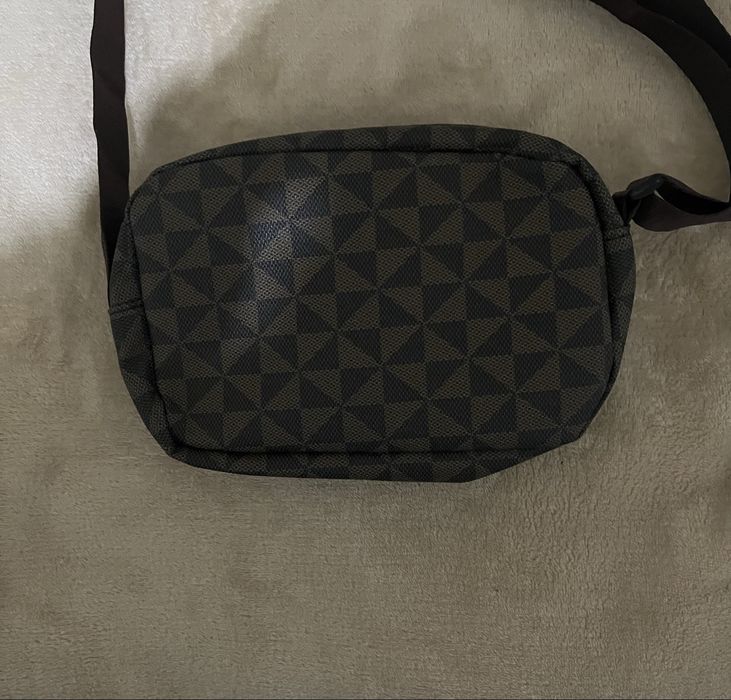 Продам сумку новую