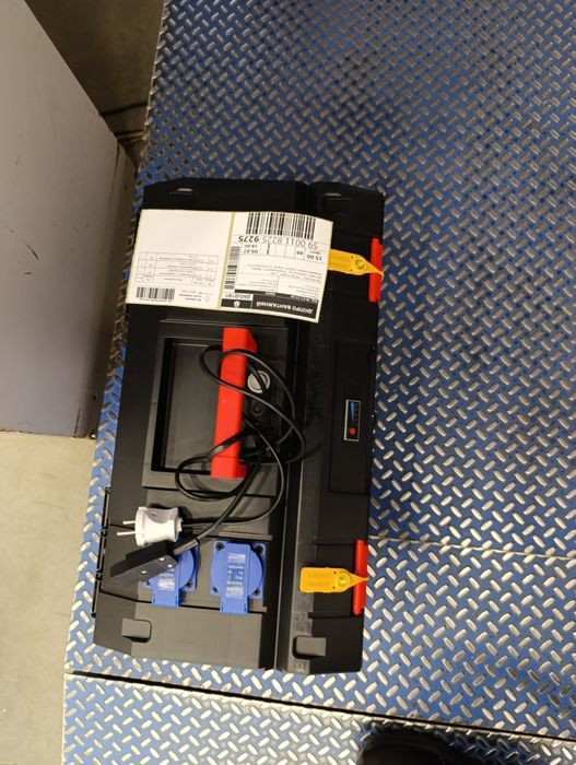 Зарядна станція 2000wh