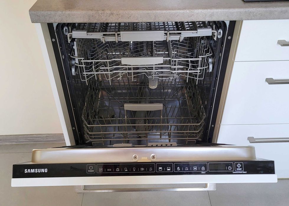 Zmywarka Samsung  DW60M5060BB USZKODZONA