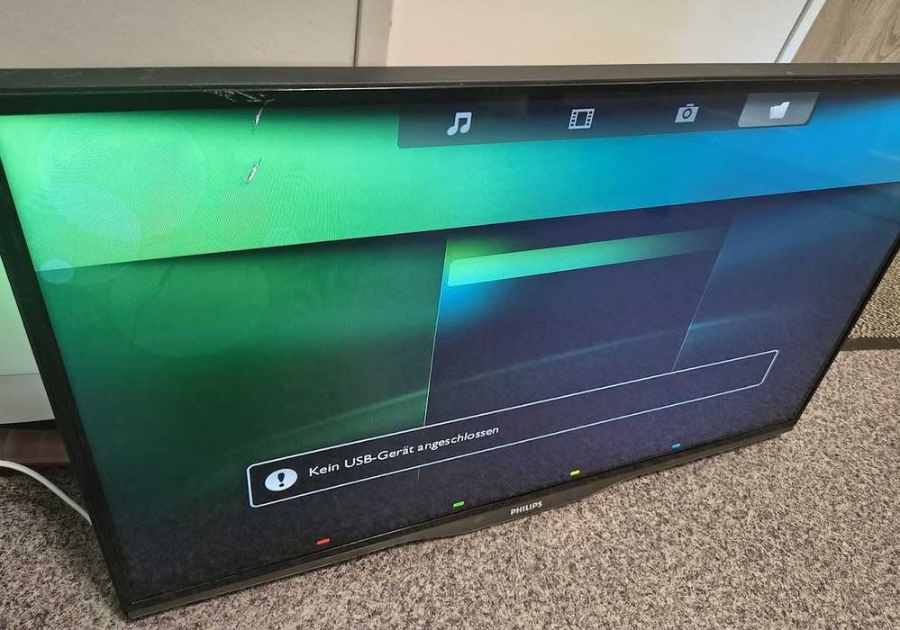 Telewizor 32 cale Philips 32PFL5008K Ambilight z wadą matrycy