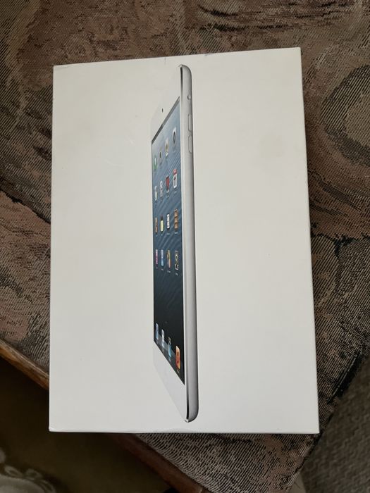Apple iPad mini 64Gb