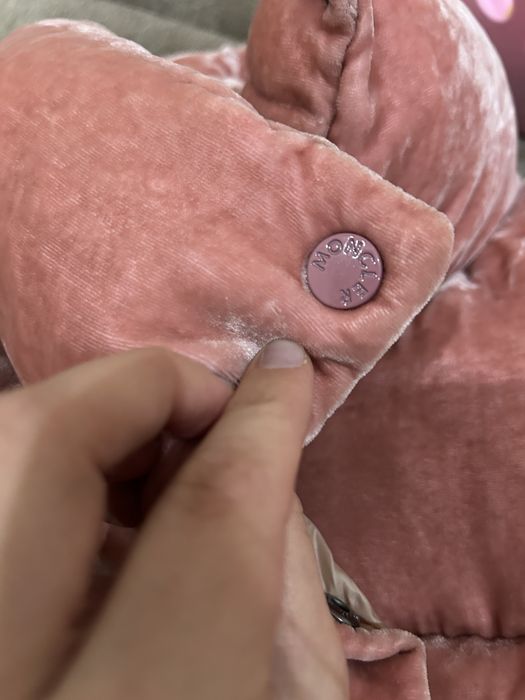 Куртка ,пуховик Moncler