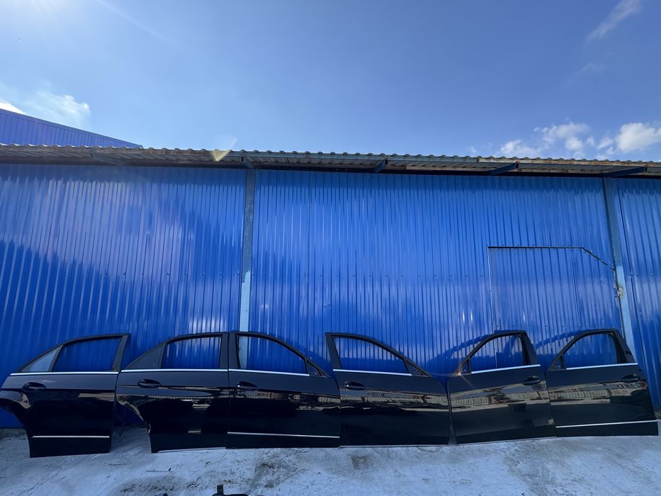 Двері Mercedes w212 E-klass 040 чорні