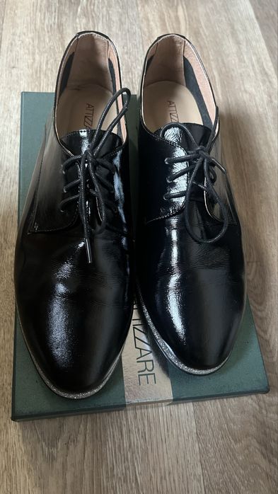 Туфли лак Attizzare