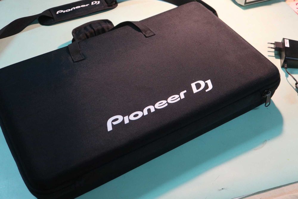 PIONEER DDJ SR2  + Mala de Transporte + Caixa Original. *(STEMS)