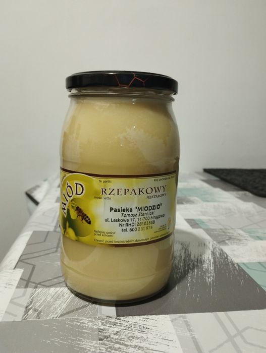 Miód rzepakowy naturalny z Mazur