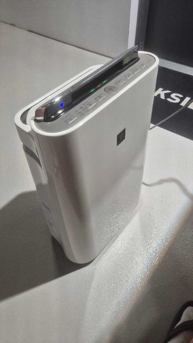 Oczyszczacz powietrza Sharp KC-D50EUW Jonizacja Nawilżanie powietrza