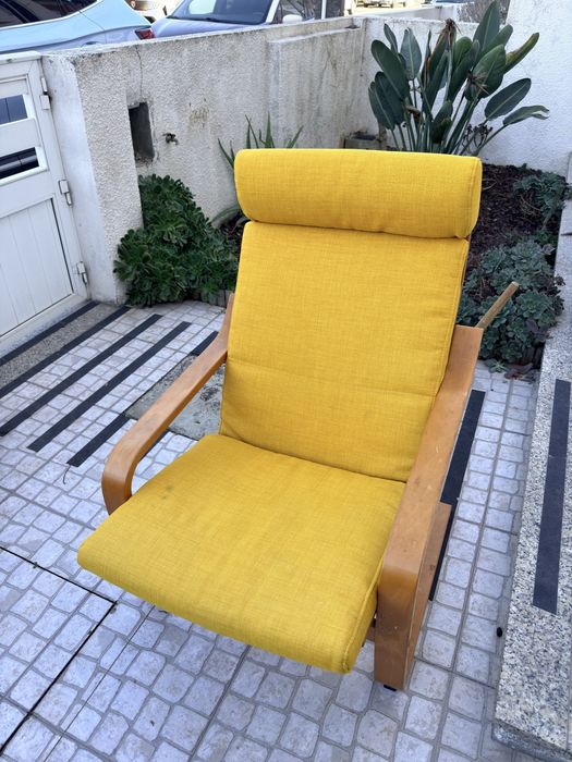 Poltrona IKEA, chapa de bétula/Kelinge amarelo