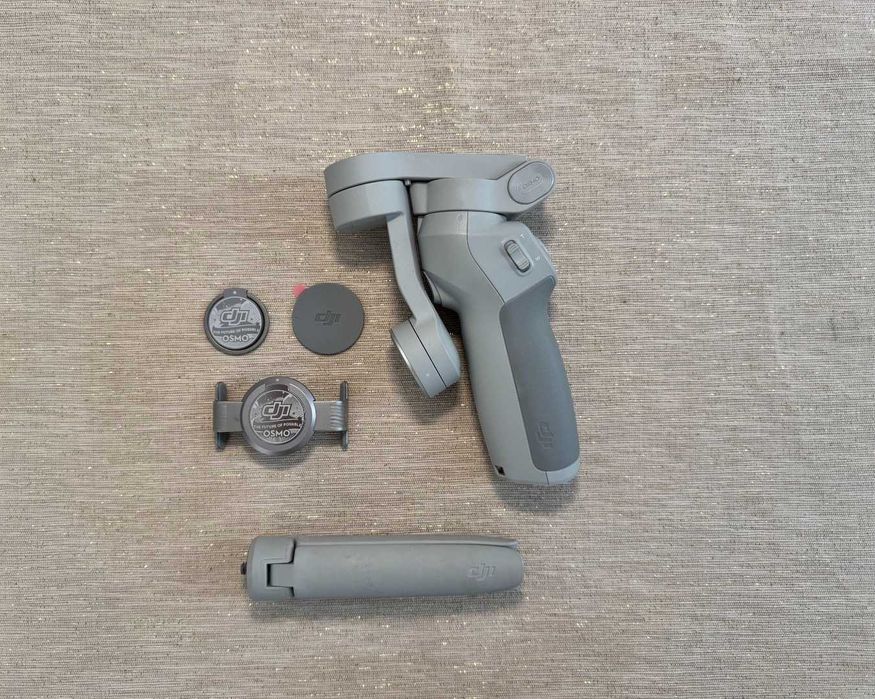 DJI OSMO Mobile 4