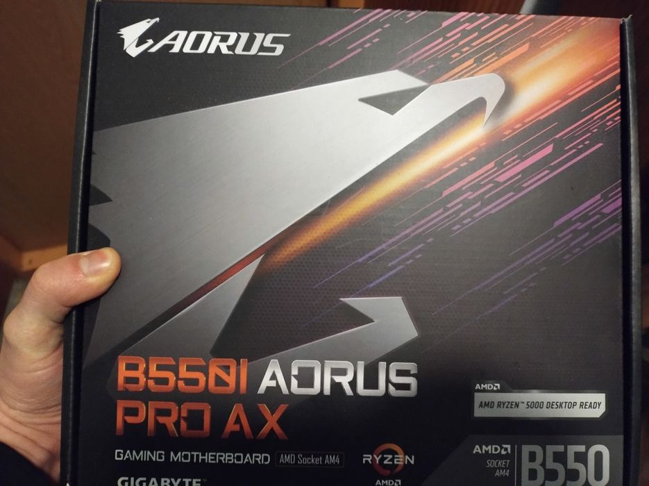 Gigabyte Aorus B550I Pro AX AM4 материнська плата нова на гарантії