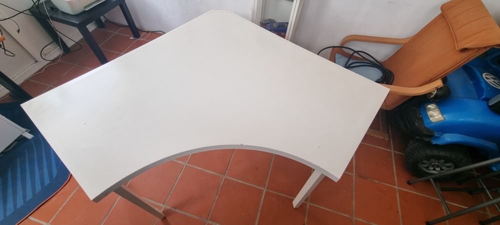 Secretaria de canto ikea