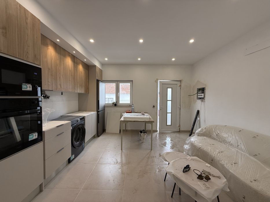 Property in Calvaria de Cima, Leiria