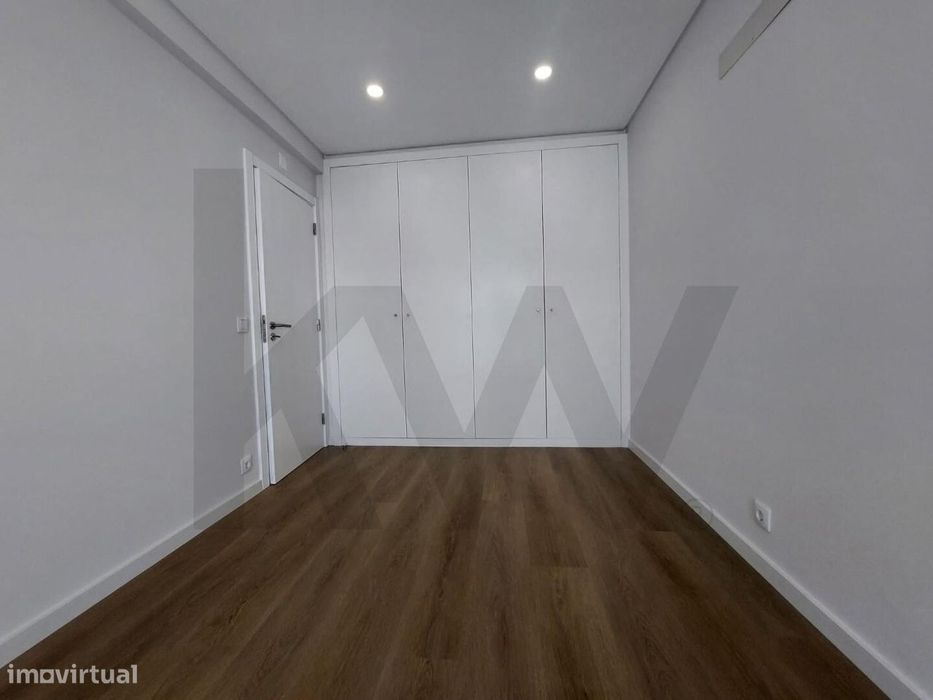 Apartamento T2 Renovado no Centro da Ericeira