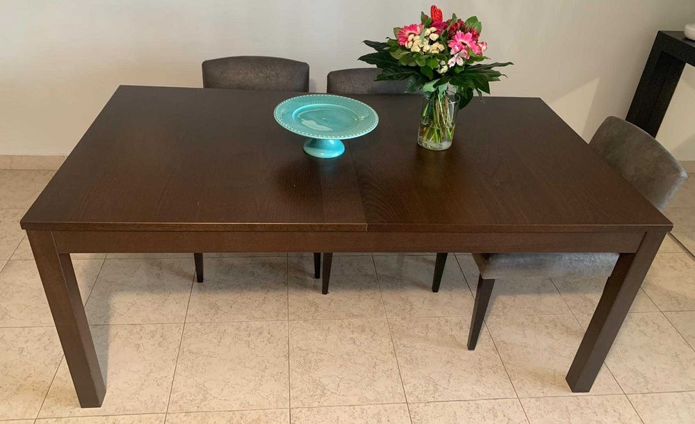 mesa refeição 1,80 extensivel bom estado