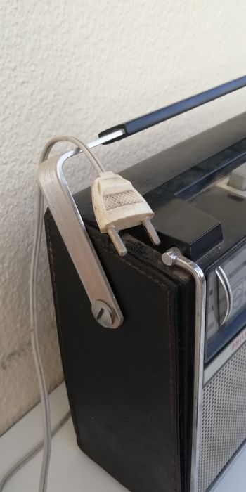 Rádio Portátil Philips All Transistor