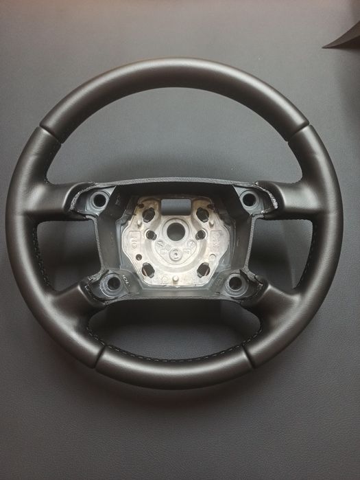 Руль кермо Volkswagen T5 ; Caddy ; Golf 4 ; Bora ; B5 на обмен