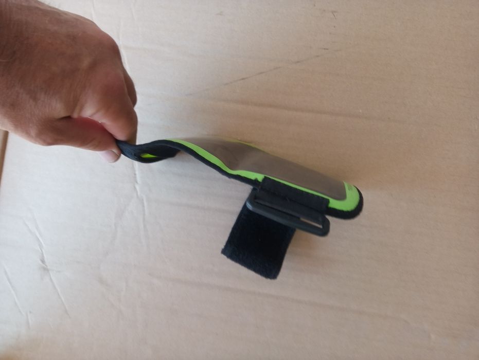 Sakwa futerał rowerowa lub do biegania na telefon  bdb !
