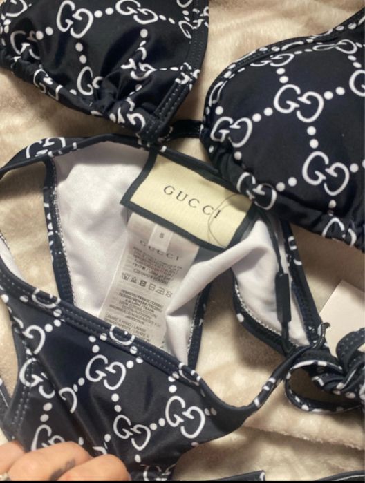 Nowy dwuczesciowy stroj Gucci