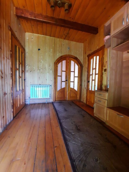 Здається будинок