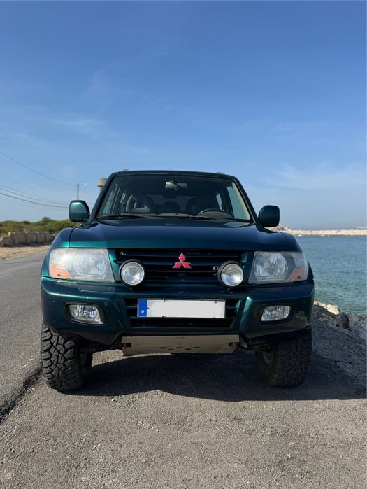 Mitsubishi Pajero GLS DID 3.2 V60