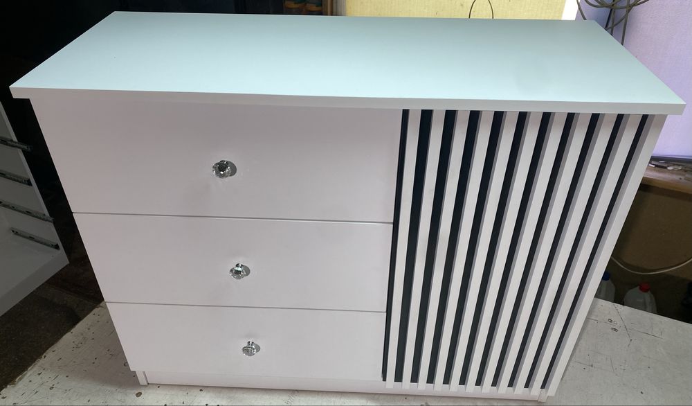 Nowa szafka komoda BIAŁA + LAMELE