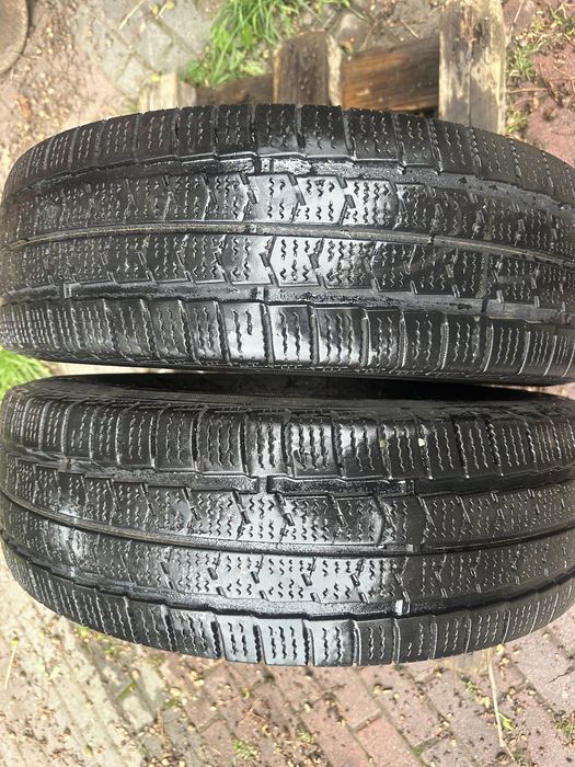 Шини зима 25 рік 225/75 R16c Nexen резина на бус