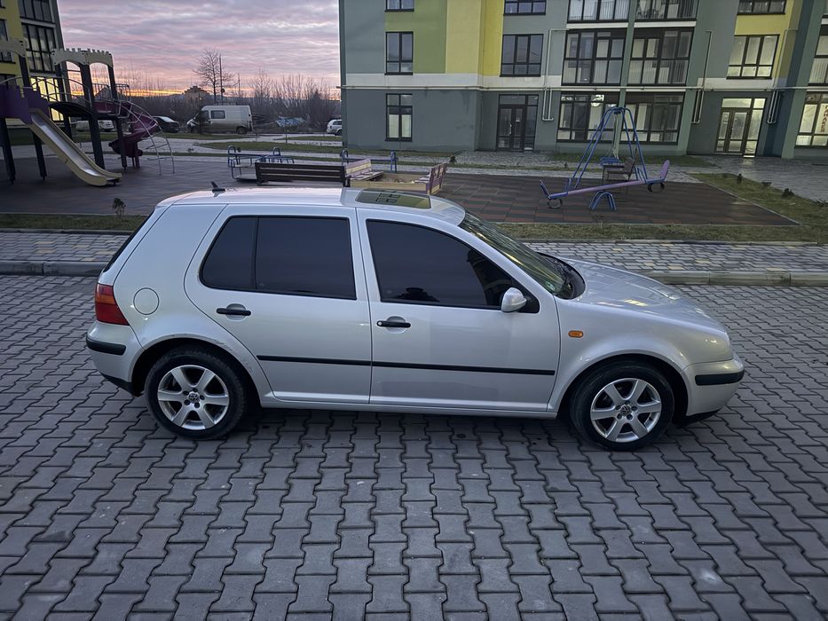 Volkswagen Golf 4 1998 1.4