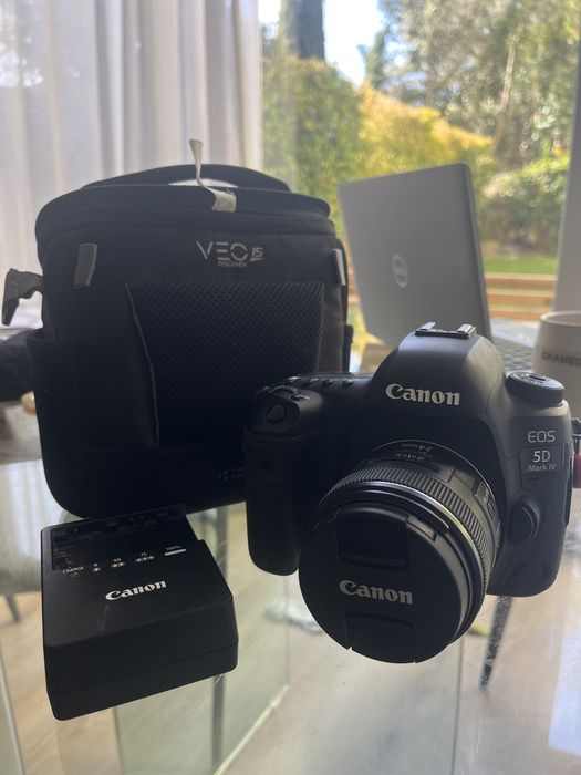 Camera + Lente CANON 5D Mark IV