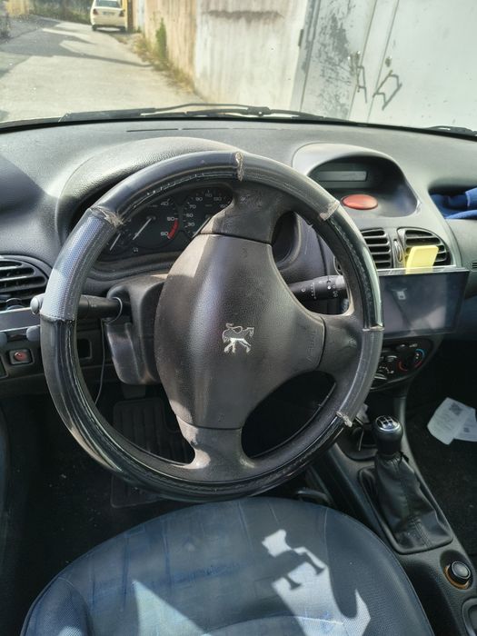 Peugeot 206 comercial